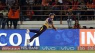 Trent Boult KKR.jpg